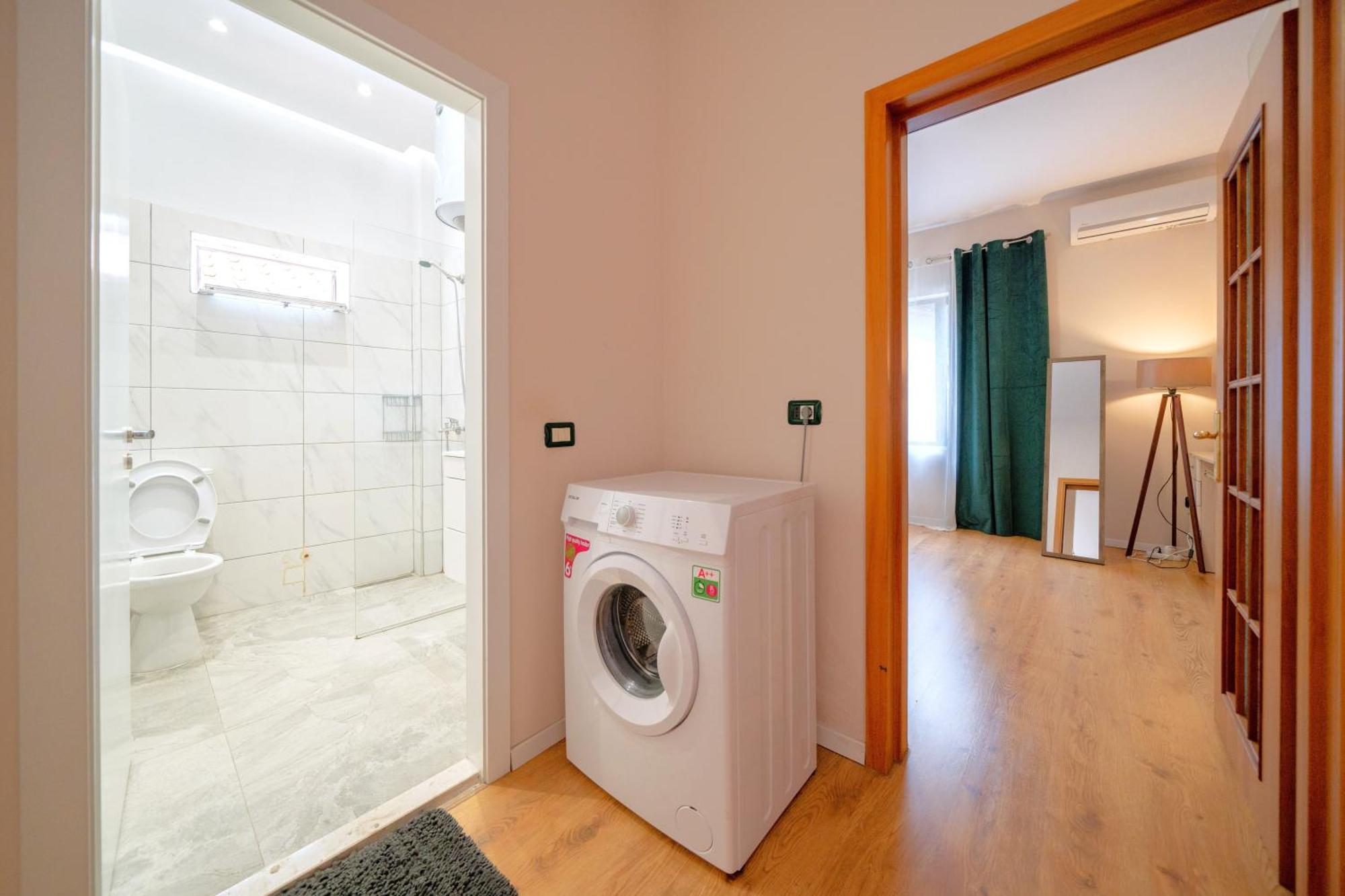 Colorful Comfy Condo Central تيرانا المظهر الخارجي الصورة