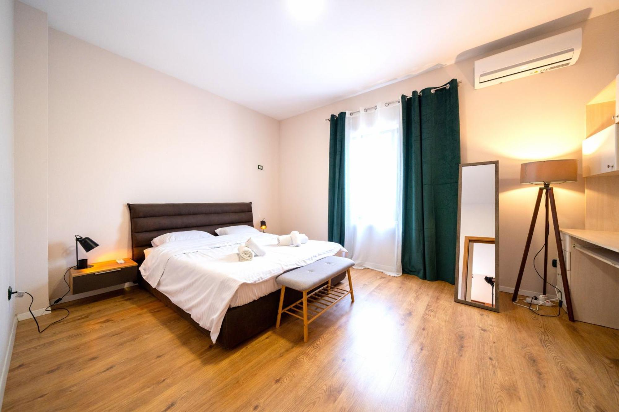Colorful Comfy Condo Central تيرانا المظهر الخارجي الصورة
