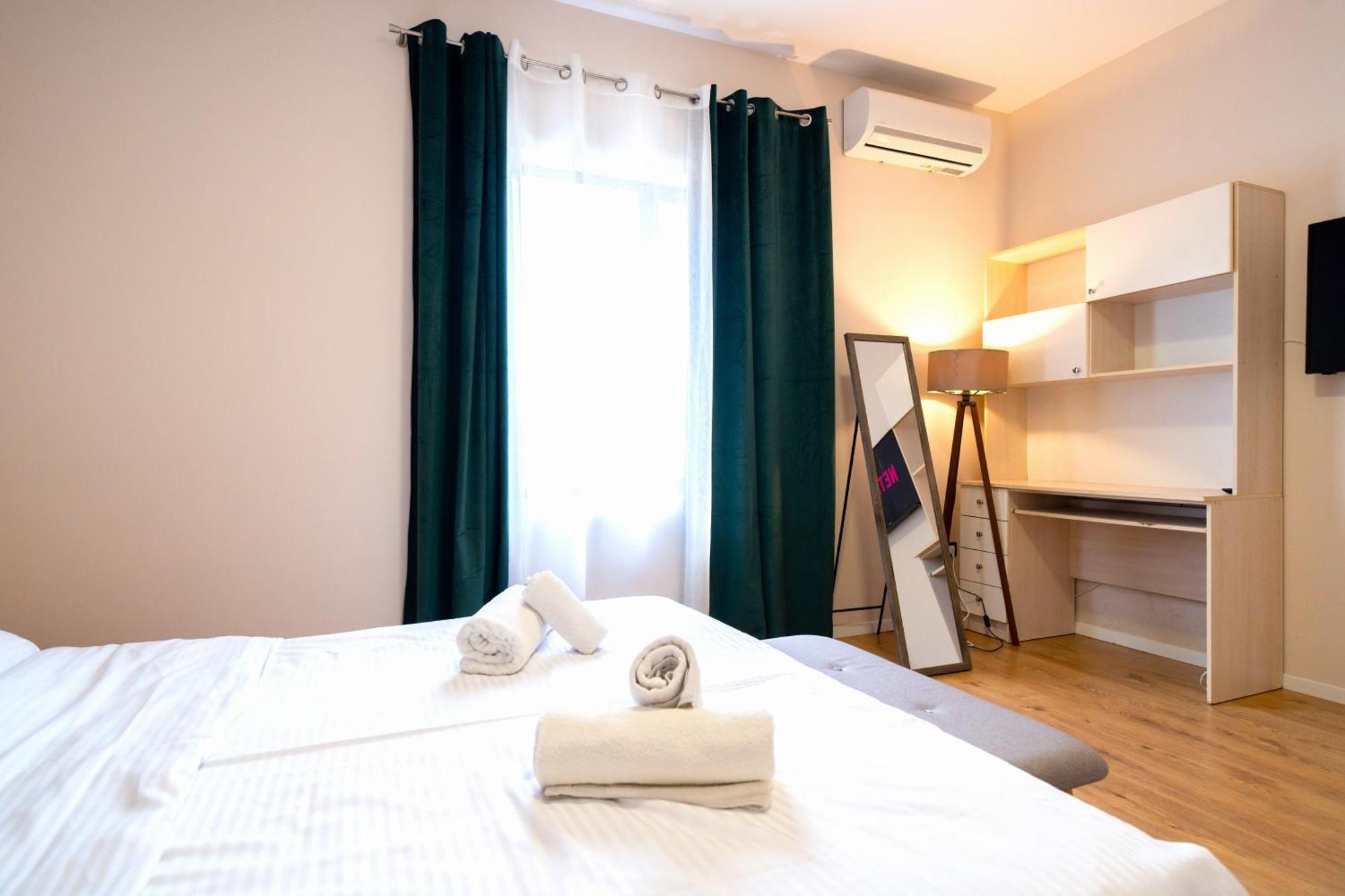 Colorful Comfy Condo Central تيرانا المظهر الخارجي الصورة